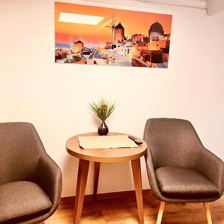 Ernesto 17 With Free Parking Possibility Appartement Boedapest Buitenkant foto