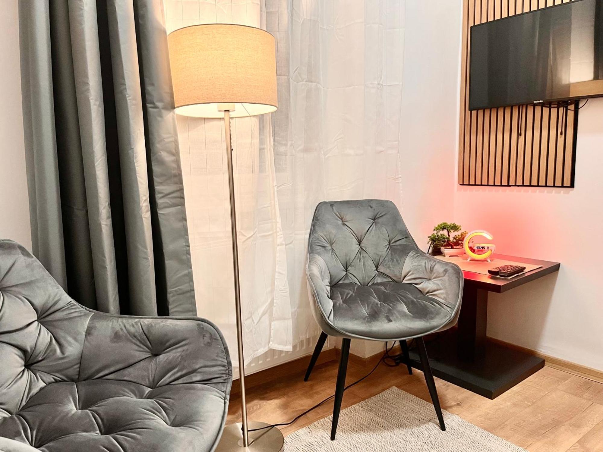 Ernesto 17 With Free Parking Possibility Appartement Boedapest Buitenkant foto